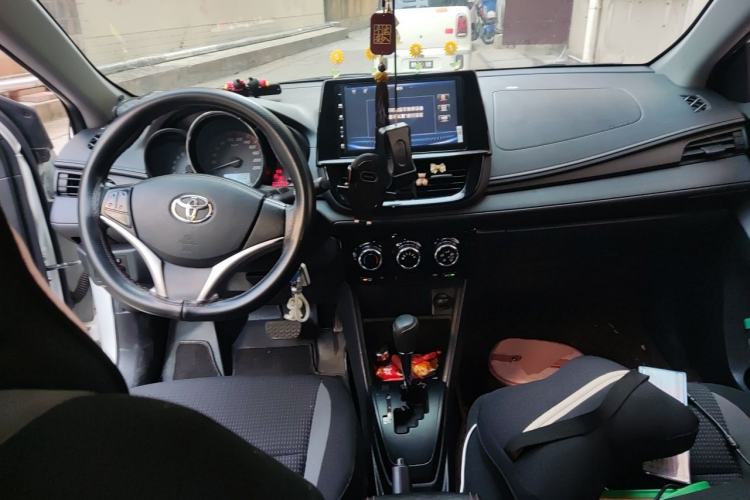Used Toyota Vios FS 2021 1.5L CVT Fengchi Edition Center Console