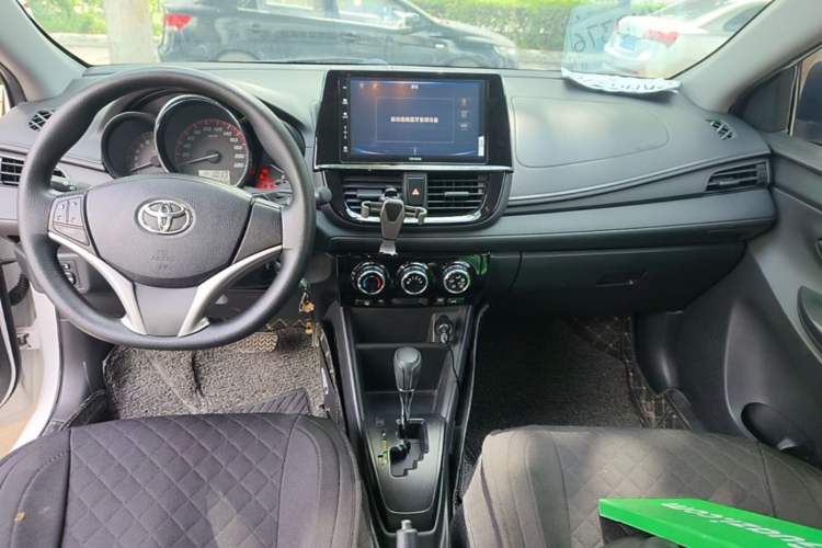 Used Toyota Vios FS 2021 1.5L CVT Fengchi Edition Center Console
