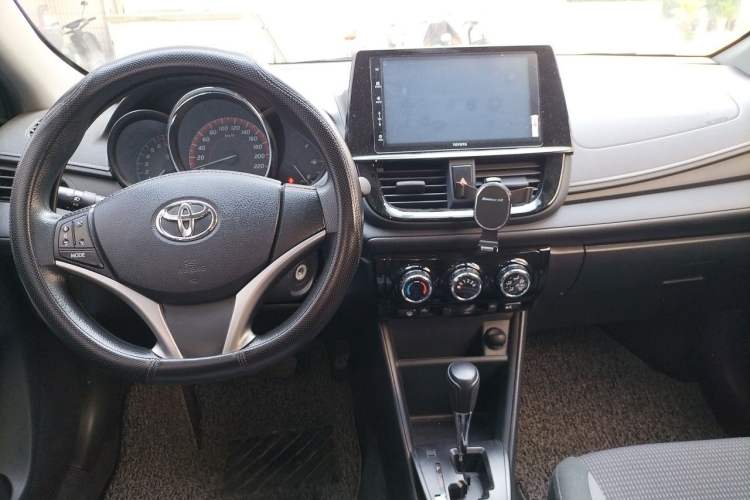 Used Toyota Vios FS 2021 1.5L CVT Fengchi Edition Center Console