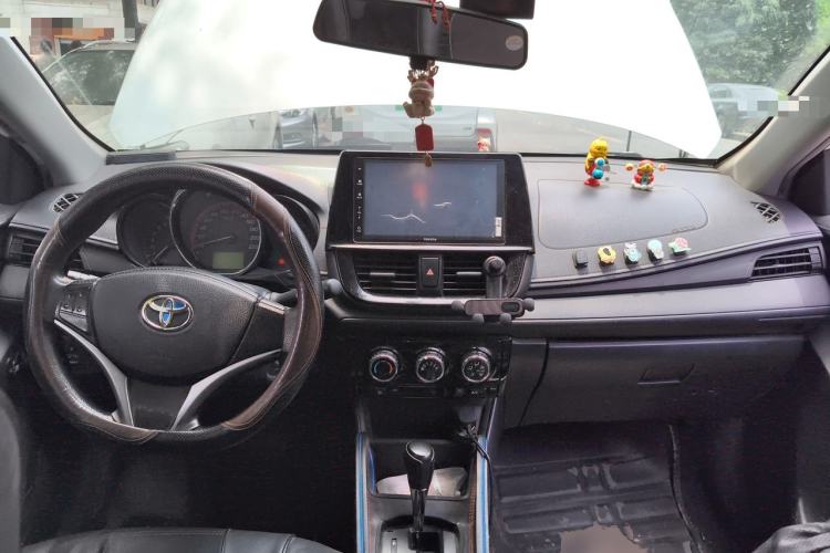 Used Toyota Vios FS 2021 1.5L CVT Fengchi Edition Center Console