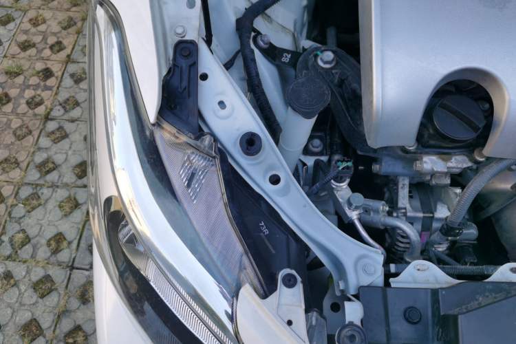 Used Toyota Vios FS 2021 1.5L CVT FENGXING Edition Engine Bay Right