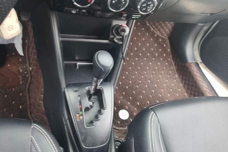 Used Toyota Vios FS 2021 1.5L CVT Fengchi Edition Gear Lever