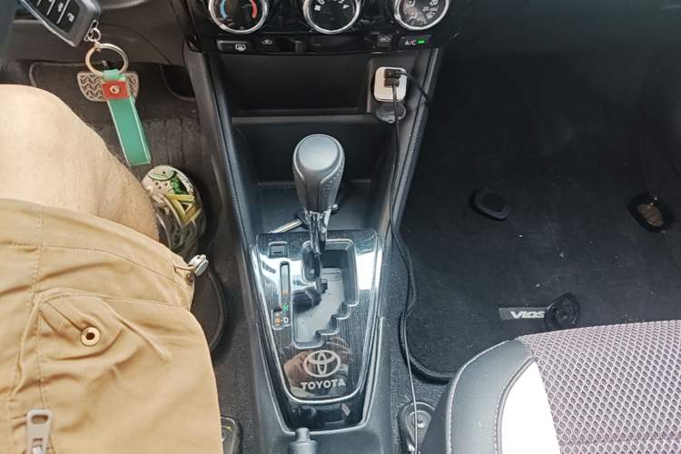 Used Toyota Vios FS 2021 1.5L CVT Fengchi Edition Gear Lever