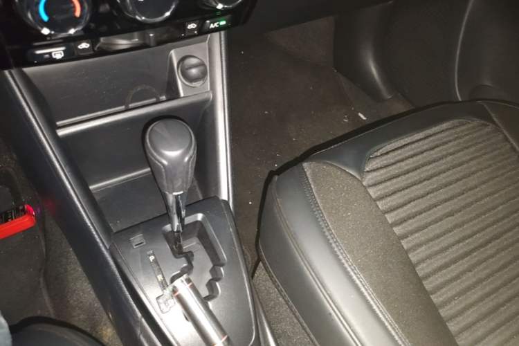 Used Toyota Vios FS 2021 1.5L CVT Fengchi Edition Gear Lever