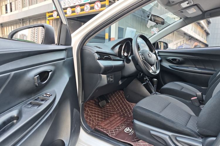 Used Toyota Vios FS 2021 1.5L CVT Fengchi Edition Interior 3