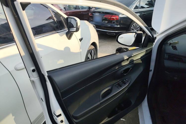 Used Toyota Vios FS 2021 1.5L CVT Fengchi Edition Interior 3
