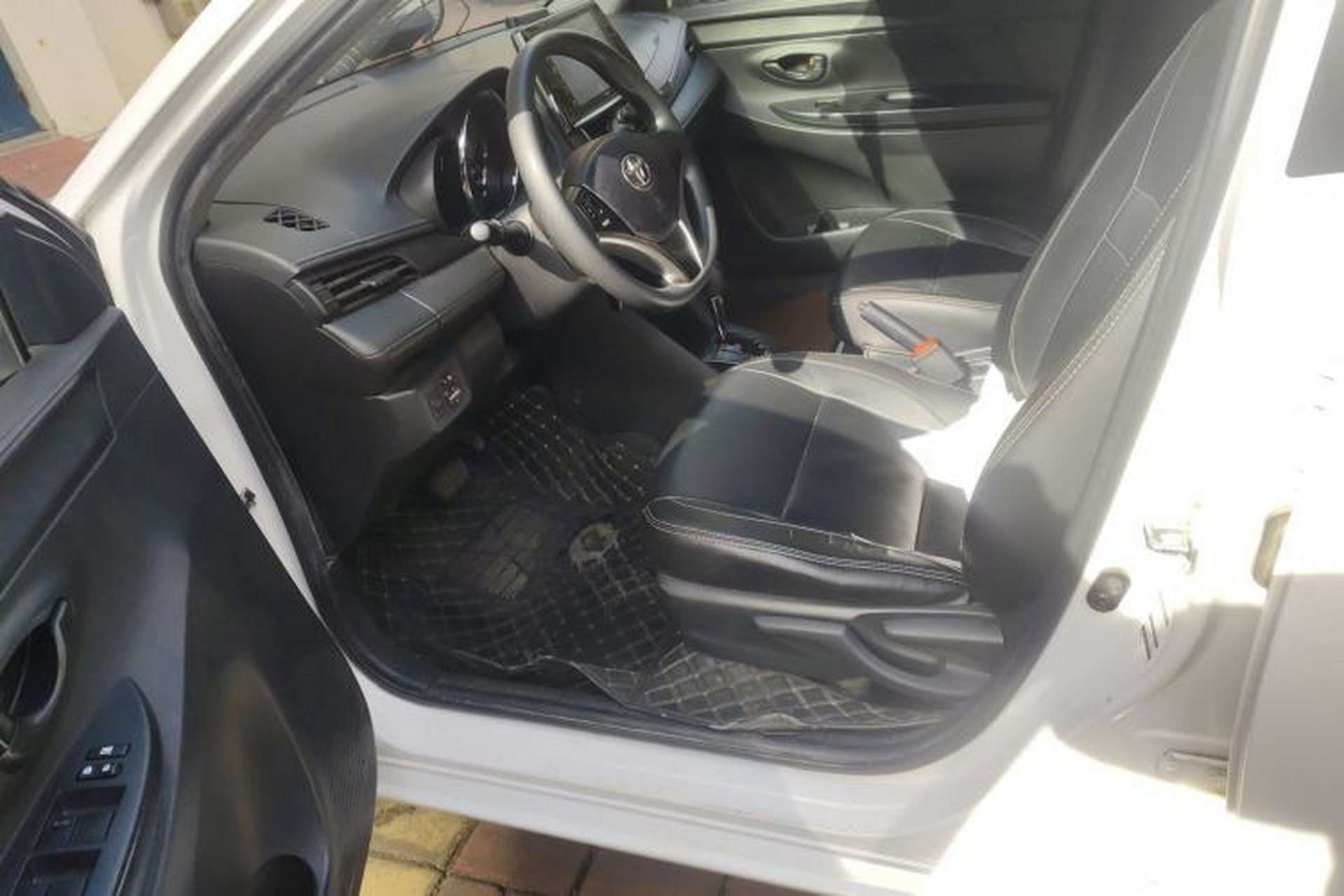 Used Toyota Vios FS 2021 1.5L CVT Fengchi Edition Interior 3