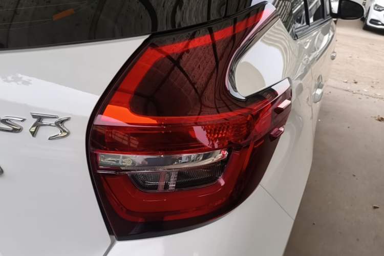 Used Toyota Vios FS 2021 1.5L CVT Fengchi Edition Right Rear Taillight