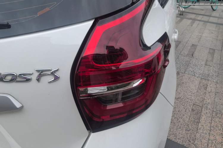 Used Toyota Vios FS 2021 1.5L CVT Fengchi Edition Right Rear Taillight