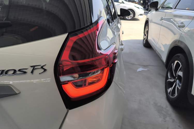 Used Toyota Vios FS 2021 1.5L CVT Fengchi Edition Right Rear Taillight