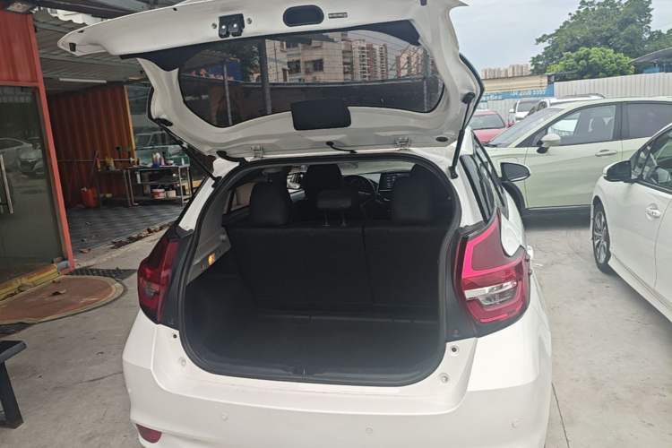 Used Toyota Vios FS 2021 1.5L CVT Fengchi Edition Trunk