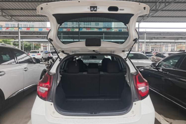 Used Toyota Vios FS 2021 1.5L CVT Fengchi Edition Trunk