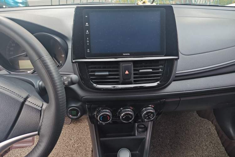 Used Toyota Vios FS 2022 1.5L 20th Anniversary Edition Audio And AC Panel