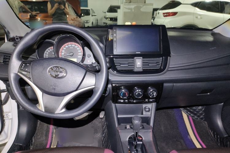 Used Toyota Vios FS 2022 1.5L CVT FENGCHI CARE Edition Center Console