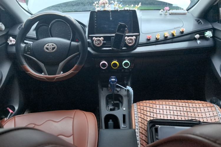 Used Toyota Vios FS 2022 1.5L CVT FENGCHI CARE Edition Center Console