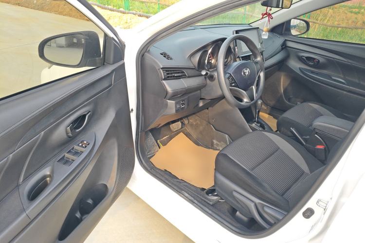 Used Toyota Vios FS 2022 1.5L 20th Anniversary Edition Driver Seat