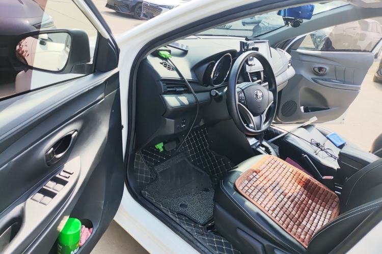 Used Toyota Vios FS 2022 1.5L 20th Anniversary Edition Driver Seat