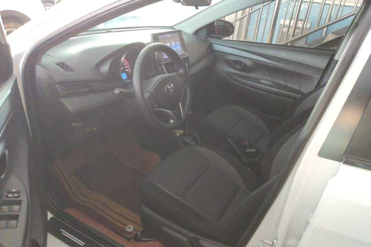 Used Toyota Vios FS 2022 1.5L 20th Anniversary Edition Driver Seat