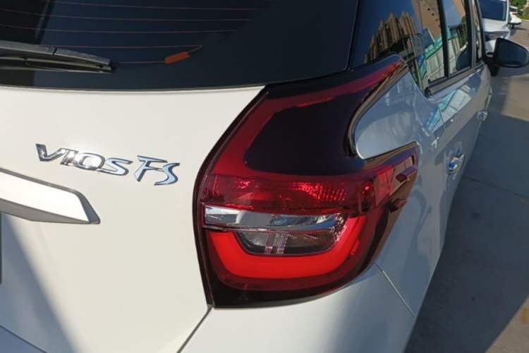 Used Toyota Vios FS 2022 1.5L 20th Anniversary Edition Exterior 3