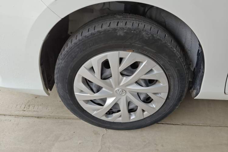 Used Toyota Vios FS 2022 1.5L 20th Anniversary Edition Exterior 4