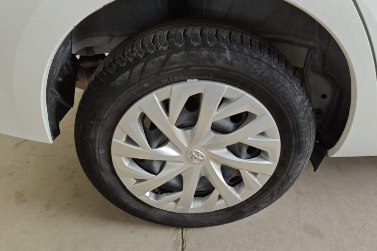 Used Toyota Vios FS 2022 1.5L 20th Anniversary Edition Exterior 5
