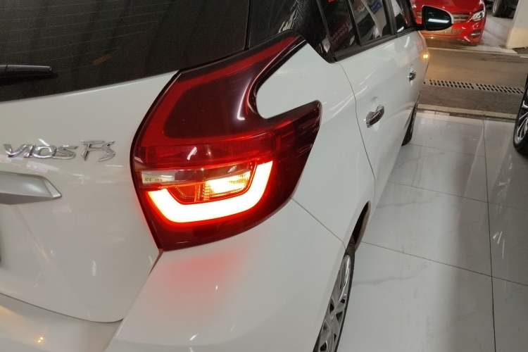 Used Toyota Vios FS 2022 1.5L 20th Anniversary Edition Exterior 6