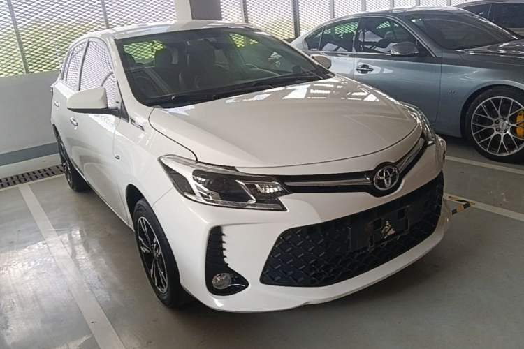 Used Toyota Vios FS 2022 1.5L 20th Anniversary Edition Front Right 45 Deg