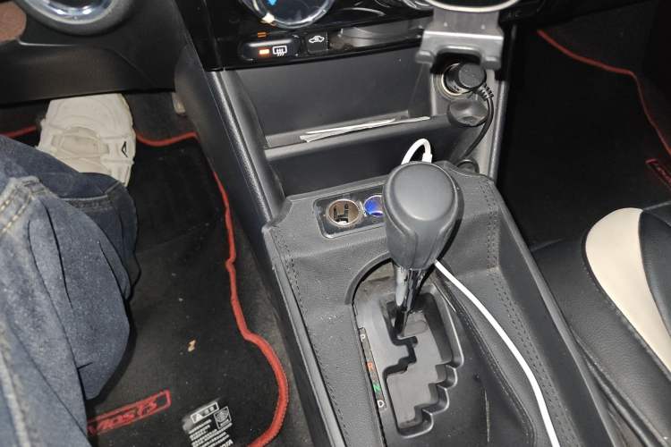Used Toyota Vios FS 2022 1.5L 20th Anniversary Edition Gear Lever