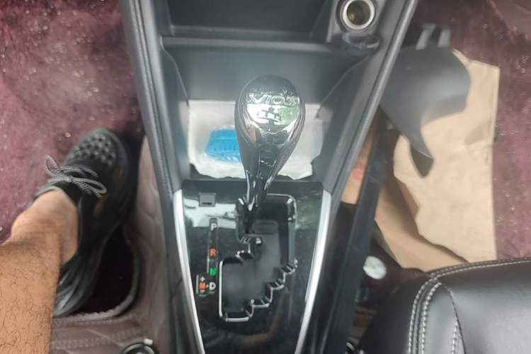 Used Toyota Vios FS 2022 1.5L 20th Anniversary Edition Gear Lever