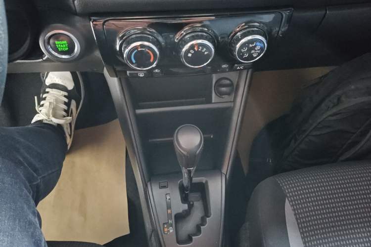 Used Toyota Vios FS 2022 1.5L 20th Anniversary Edition Gear Lever