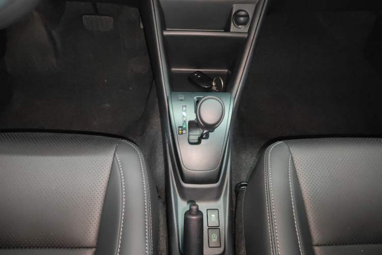 Used Toyota Vios FS 2022 1.5L 20th Anniversary Edition Gear Lever