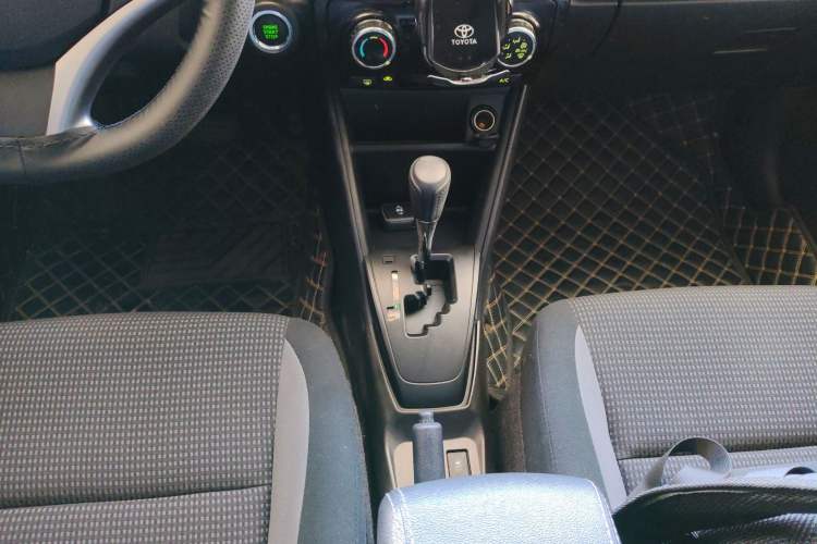 Used Toyota Vios FS 2022 1.5L 20th Anniversary Edition Gear Lever
