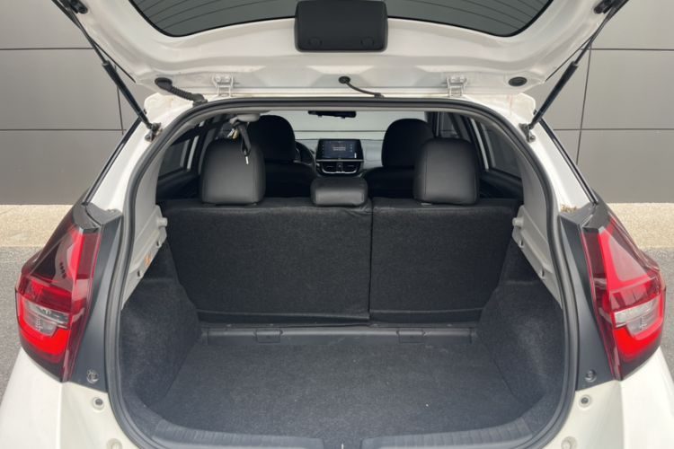 Used Toyota Vios FS 2022 1.5L 20th Anniversary Edition Interior 6