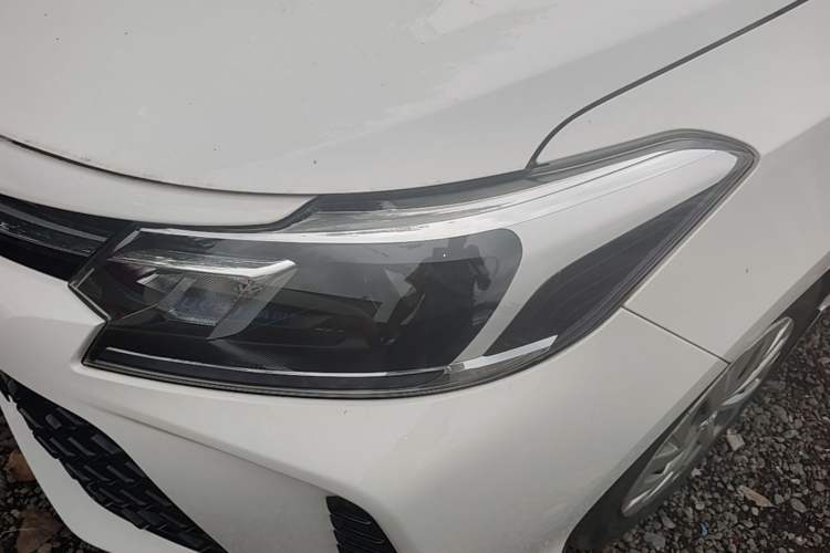 Used Toyota Vios FS 2022 1.5L 20th Anniversary Edition Left Front Headlight