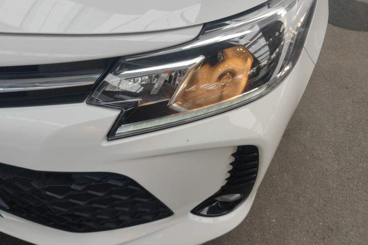 Used Toyota Vios FS 2022 1.5L 20th Anniversary Edition Left Front Headlight
