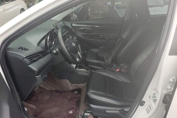 Used Toyota Vios FS 2022 1.5L 20th Anniversary Edition Left Front Seat