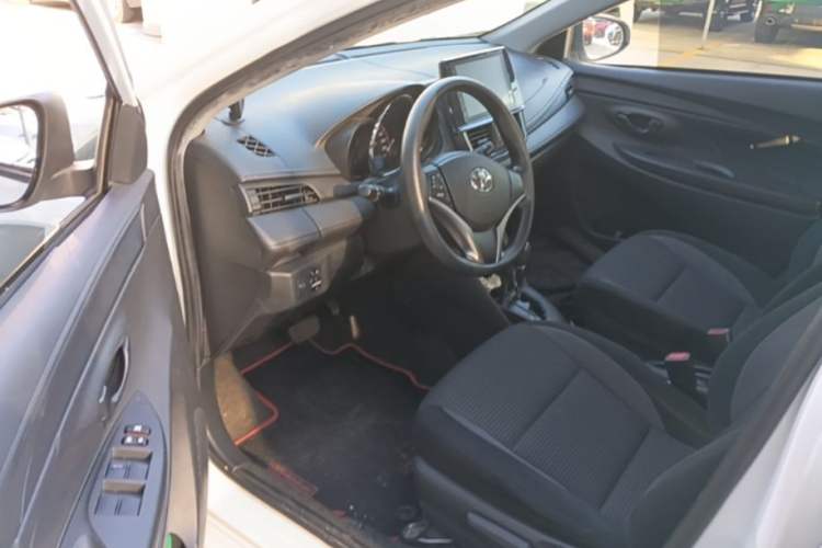 Used Toyota Vios FS 2022 1.5L 20th Anniversary Edition Left Front Seat