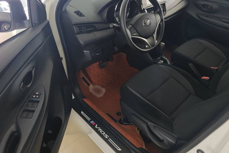 Used Toyota Vios FS 2022 1.5L 20th Anniversary Edition Left Front Seat