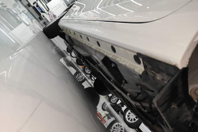Used Toyota Vios FS 2022 1.5L 20th Anniversary Edition Left Side Sill