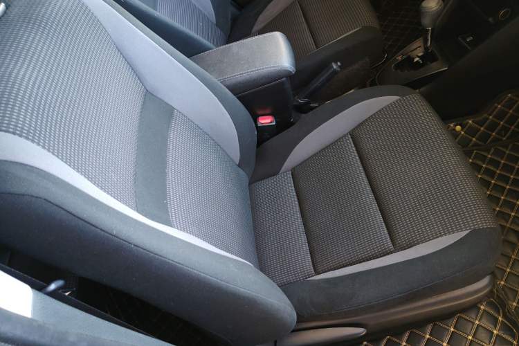 Used Toyota Vios FS 2022 1.5L 20th Anniversary Edition Right Front Seat