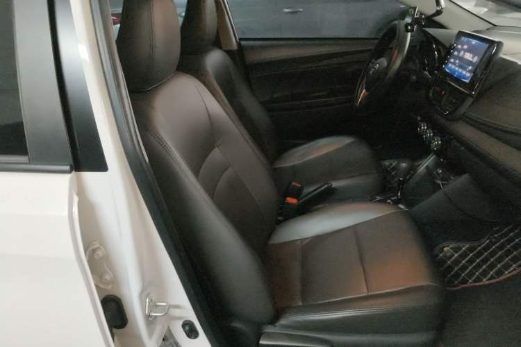 Used Toyota Vios FS 2022 1.5L 20th Anniversary Edition Right Front Seat