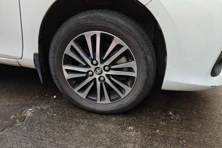 Used Toyota Vios FS 2022 1.5L CVT FENGCHI CARE Edition Right Front Wheel Hub