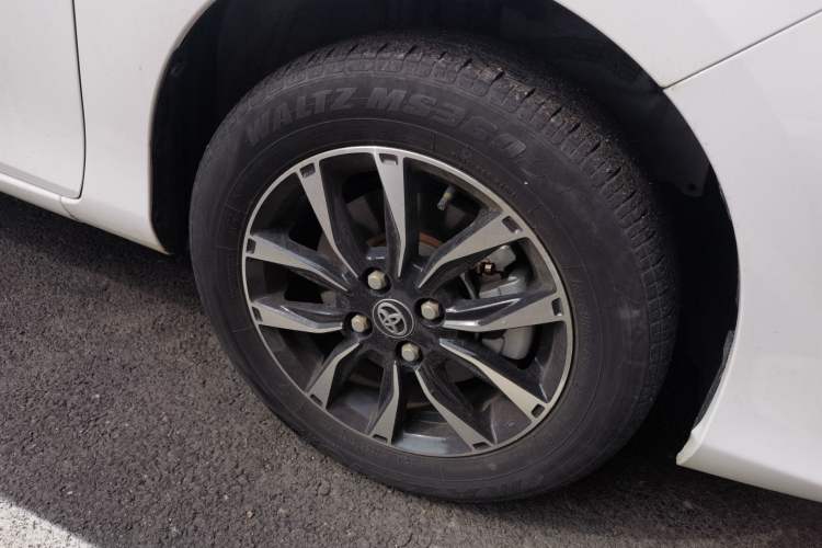 Used Toyota Vios FS 2022 1.5L 20th Anniversary Edition Right Front Wheel Hub