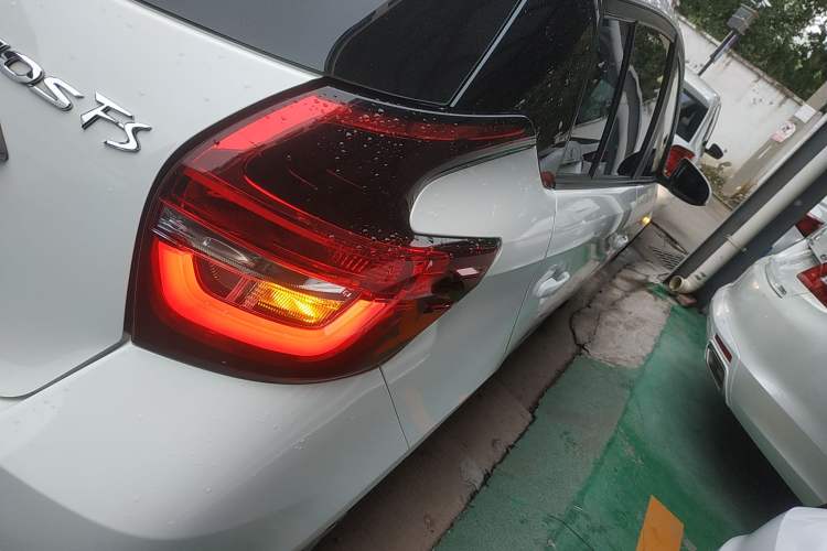 Used Toyota Vios FS 2022 1.5L CVT FENGCHI CARE Edition Right Rear Taillight