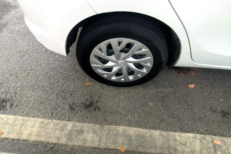 Used Toyota Vios FS 2022 1.5L CVT FENGCHI CARE Edition Right Rear Wheel Hub
