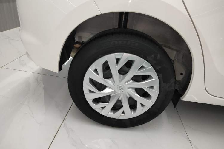 Used Toyota Vios FS 2022 1.5L 20th Anniversary Edition Right Rear Wheel Hub