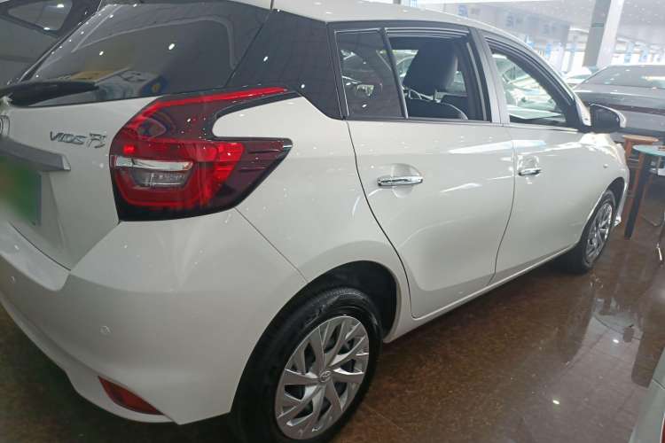 Used Toyota Vios FS 2022 1.5L 20th Anniversary Edition Right Side