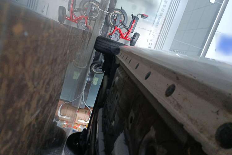 Used Toyota Vios FS 2022 1.5L 20th Anniversary Edition Right Side Sill