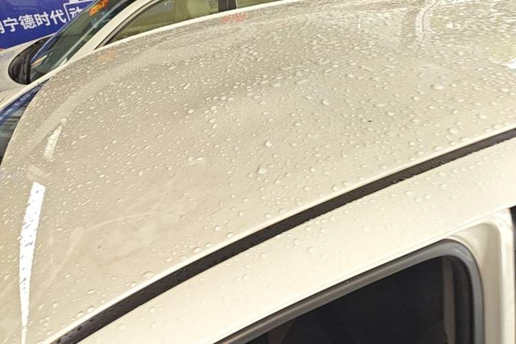 Used Toyota Vios FS 2022 1.5L 20th Anniversary Edition Roof