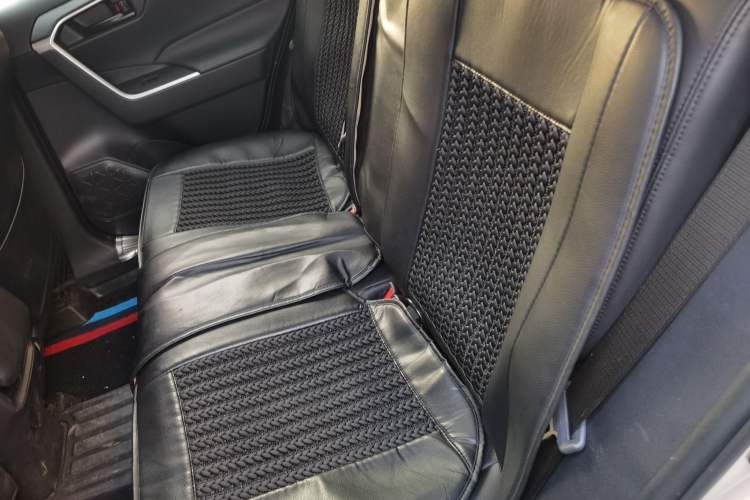 Used Toyota Wildlander 2023 2.0L CVT Two-Wheel Drive Leading Edition Left Rear Seat